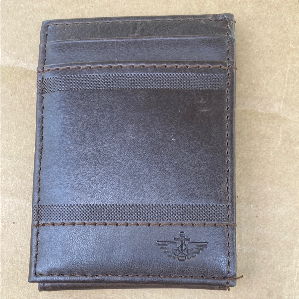 Dockers Brown Leather Key and Card Holder Minimalist Design